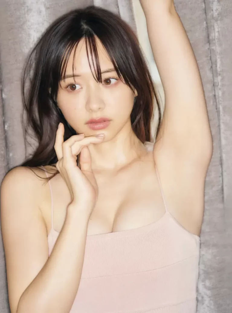 森香澄 写真集「ぶっちぎりのヴィーナス」無料で読める！