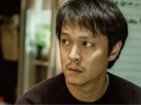 映画『金子差入店』が突きつける“思いやりの距離感”─主演・丸山隆平が体現した静かな共感