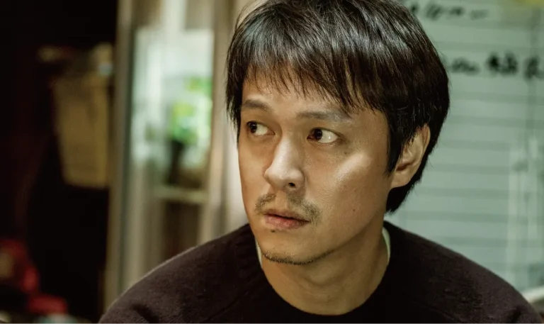 映画『金子差入店』が突きつける“思いやりの距離感”─主演・丸山隆平が体現した静かな共感
