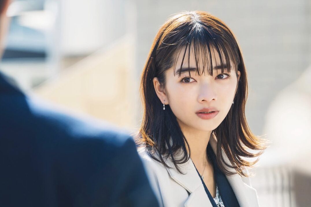 主演も助演もこなす“カメレオン俳優”見上愛のすごさを徹底解剖！出演作から見る進化と魅力！