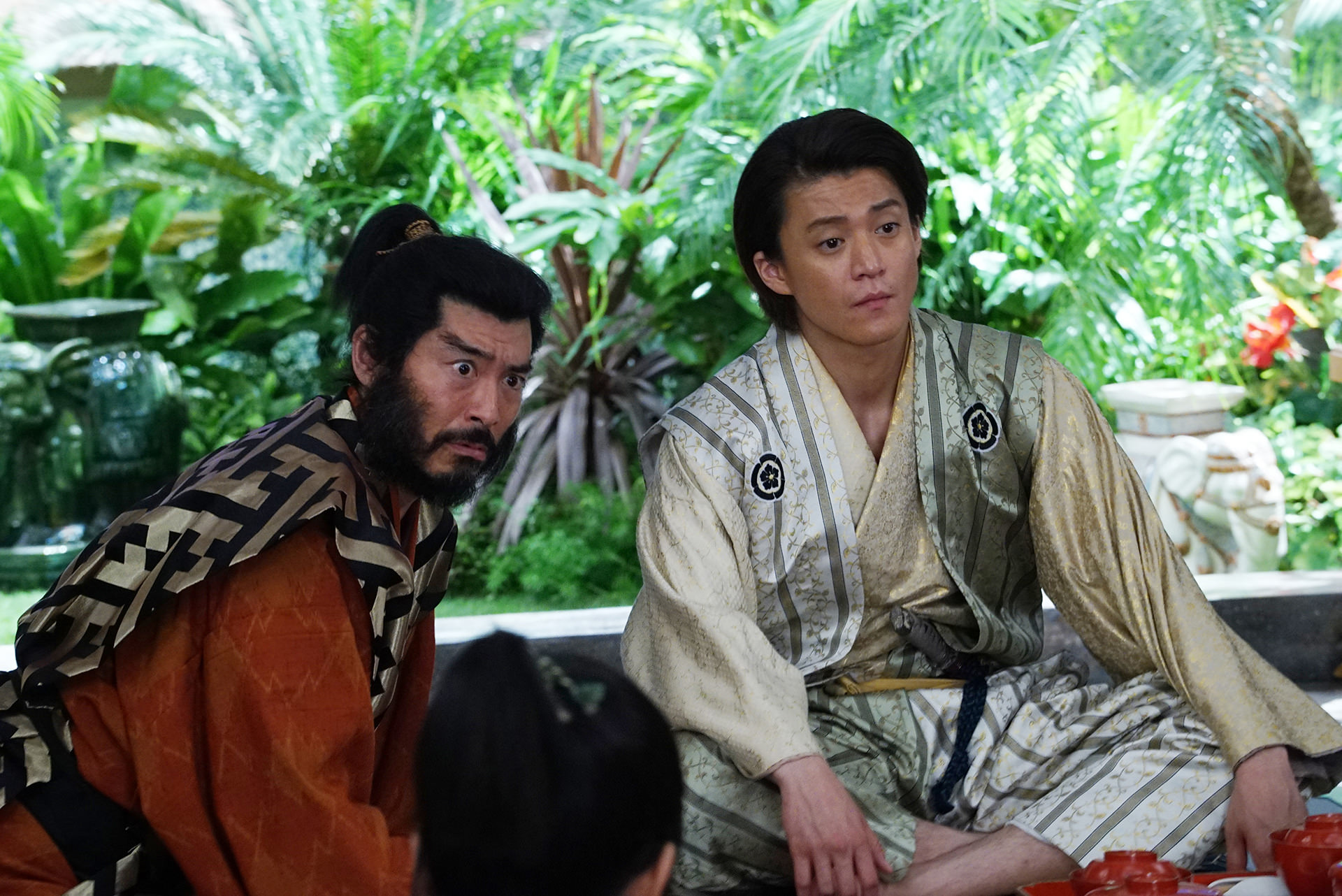小栗旬はなぜ信長を何度も演じるのか？『信長協奏曲』が映す“迷いながらも進むリーダー像”