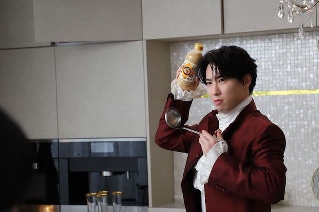 Snow Man 宮舘涼太、氷上ミュージカル開幕前に“国王トーク”連発！天然キャラとのギャップにファン歓喜！