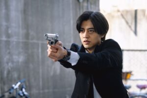 憑依する演技力に心を奪われる—髙橋海人、揺れる魂と対峙する時間