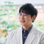 松本潤が“癒しと芯の強さ”を同時に宿す理由。人の心を解く医師役に初挑戦