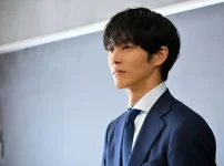 松坂桃李の今、そして進化─現場で見せた優しさと覚悟が胸を打つ