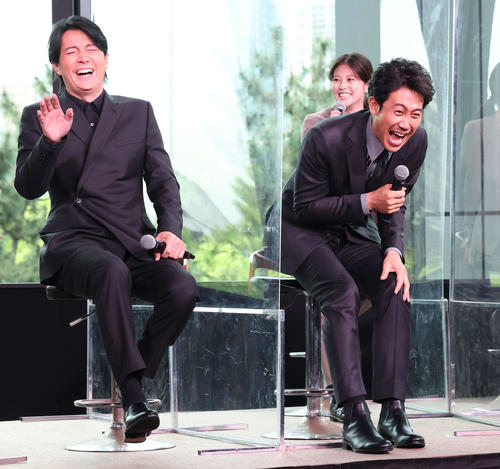 福山雅治と大泉洋が語る“今の自分たち”と変わらぬバディの絆！