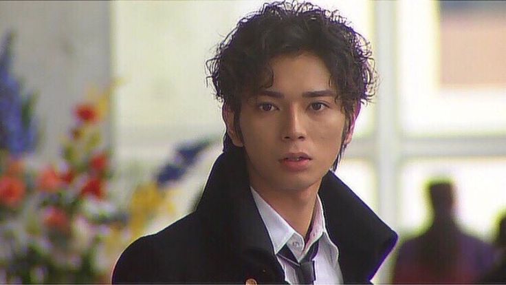 松本潤、変わらぬ情熱と変わり続ける芝居─今、彼が大切にしていること