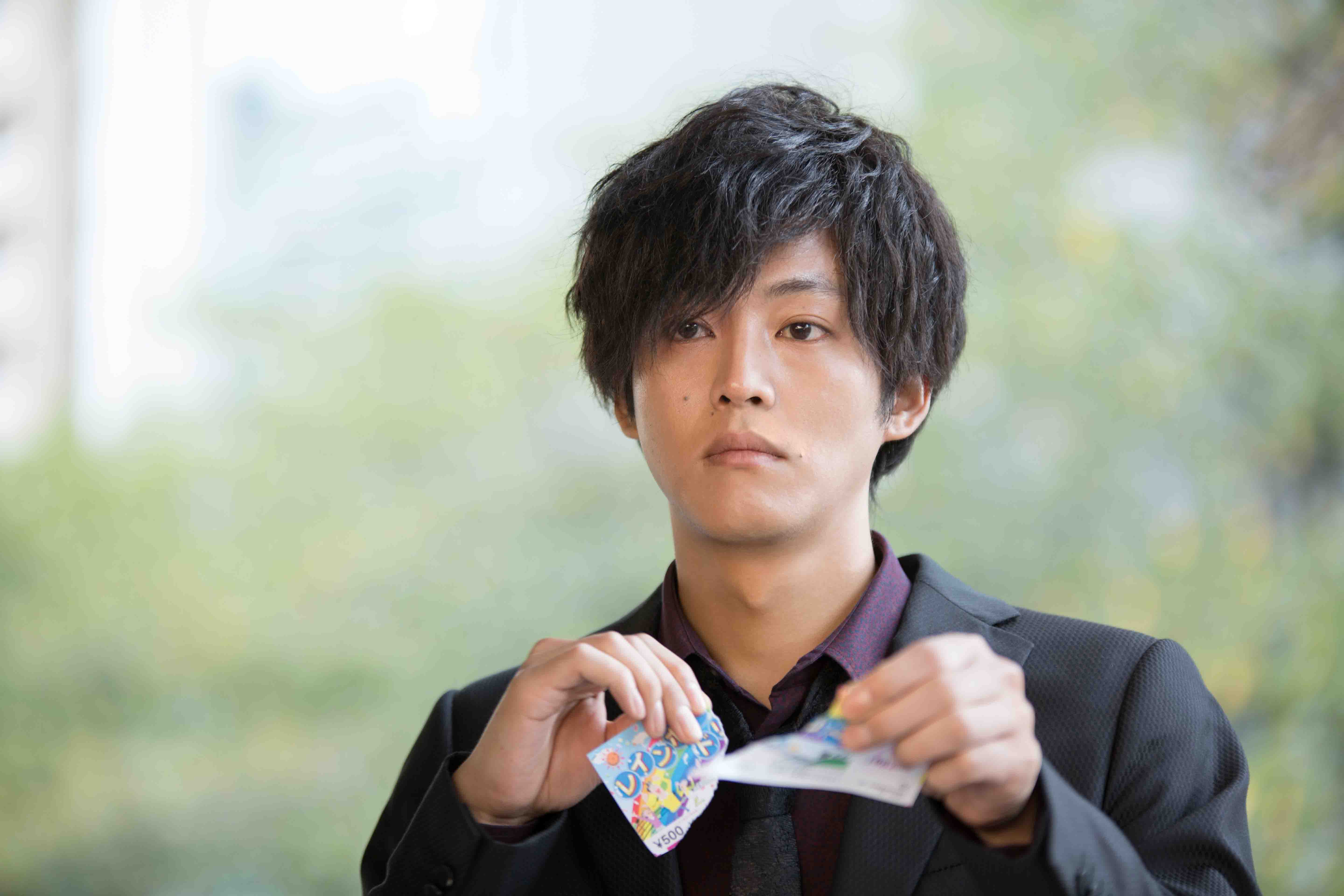 松坂桃李の今、そして進化─現場で見せた優しさと覚悟が胸を打つ