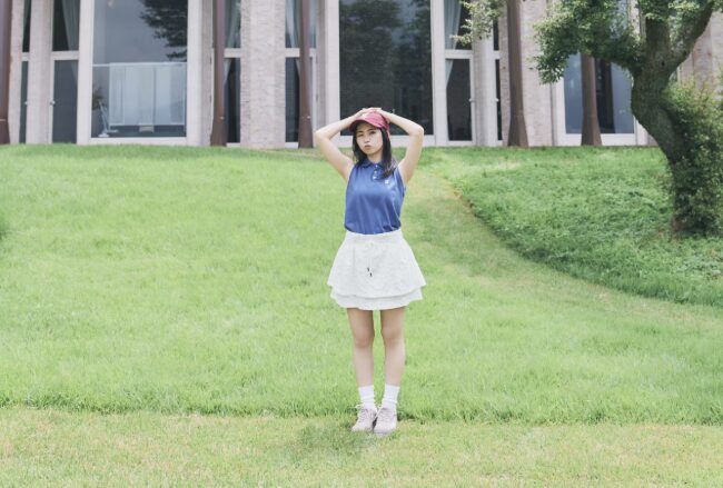 櫻井梨央が魅せる“建築愛”と素顔─モーニング娘。'25の知的エースの素顔に迫る