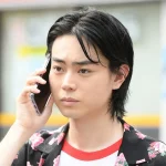 俳優・菅田将暉が挑む“大きな試練”　三谷幸喜脚本の最新ドラマで見せる覚悟