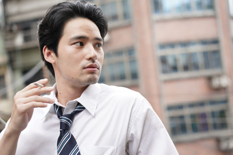 静かな熱を宿す俳優・水上恒司―止まらない進化と“見つめる演技”の魅力