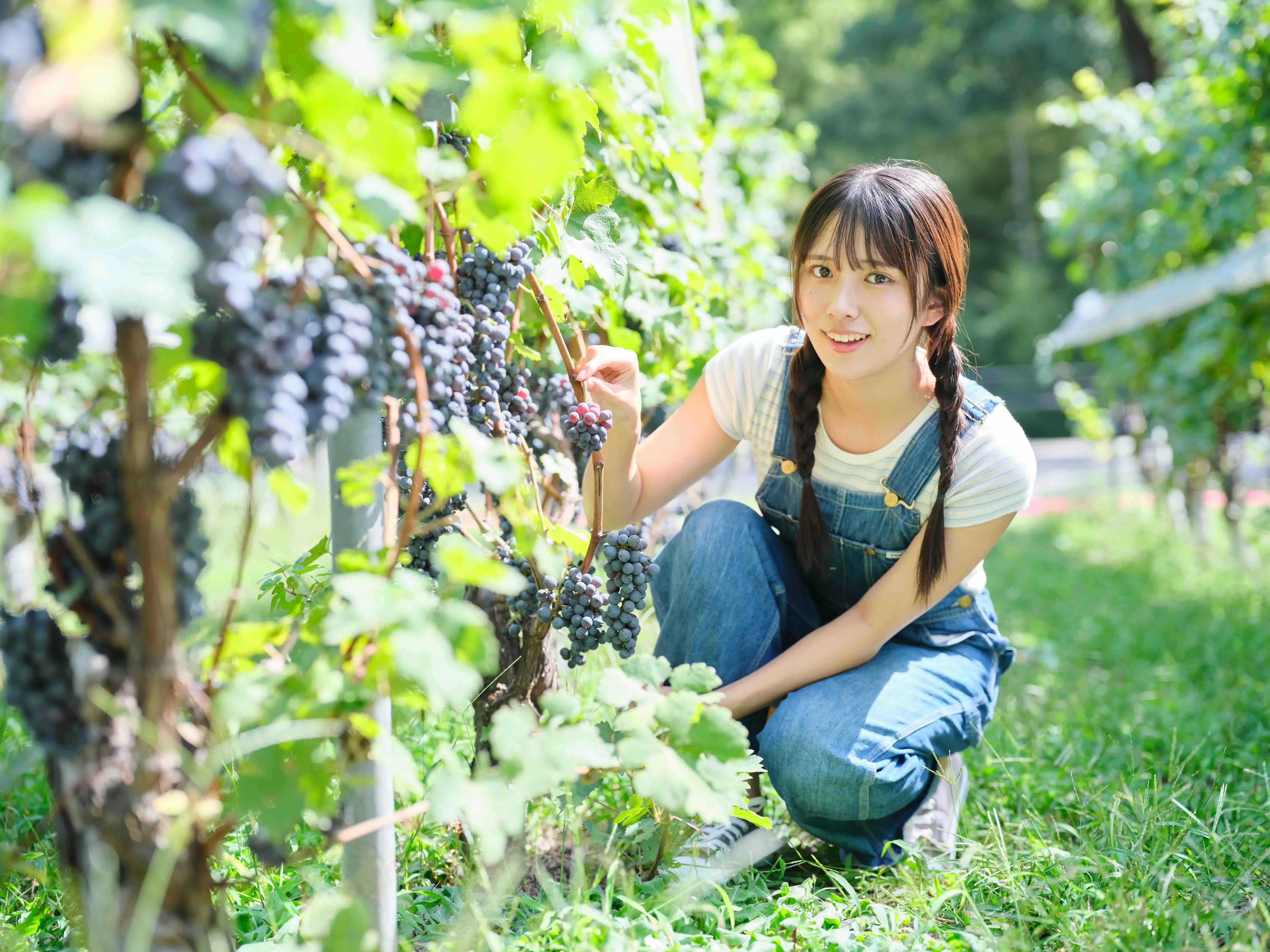 18歳の“天真爛漫”パワー炸裂!日比谷萌甘、巻頭グラビア&表紙登場の裏側