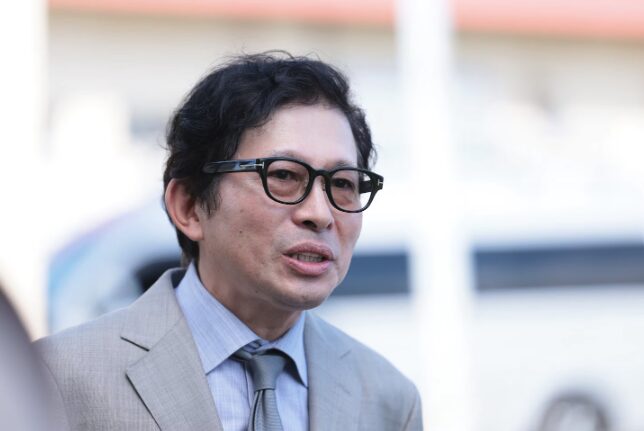「卒業（仮）」に込めた想い─鈴井貴之が語る人生の続き方