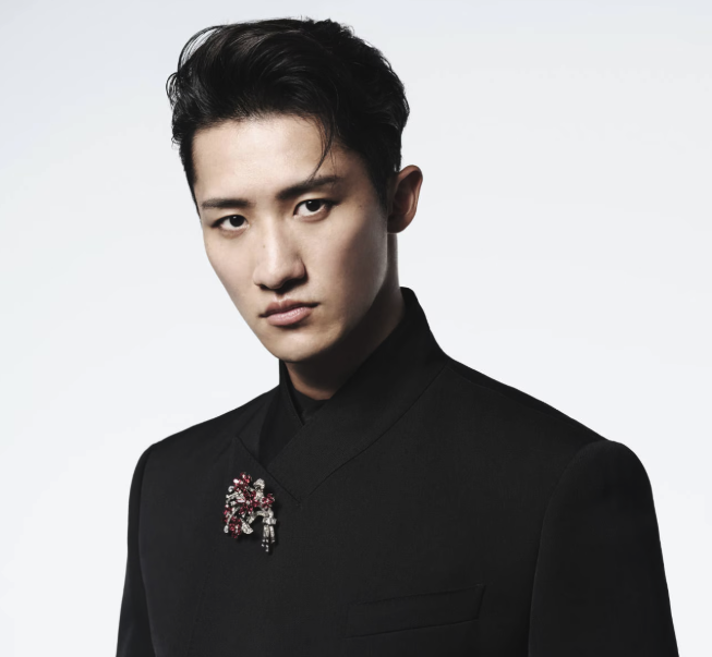 “肉体派アイドル”から世界を纏う男へ─岩本照、Dolce & Gabbanaジャパンアンバサダー就任の裏側