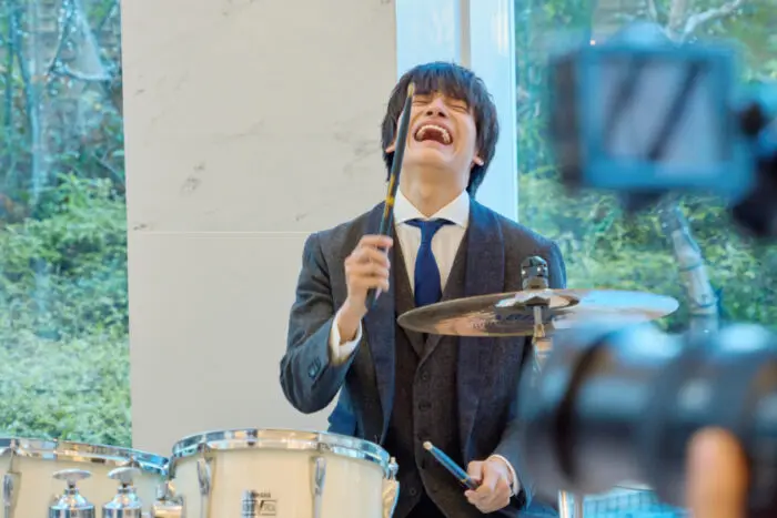 Aぇ! group 佐野晶哉、声優・主演・アイドル…多才な20代の“夢中”を体現する若き才能