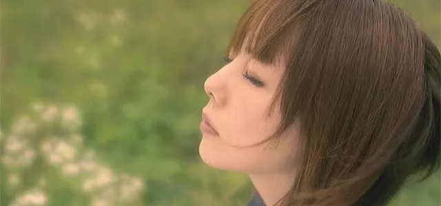 【名曲選】KissHug / aiko “別れの歌の最高傑作”と呼ばれる理由｜時を超えて愛される切ない名曲