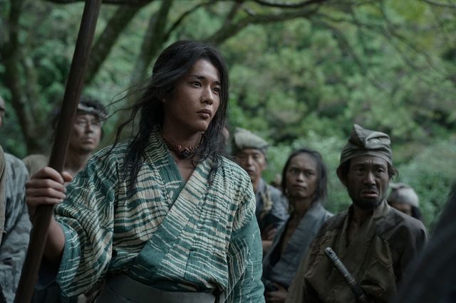 美しくも鋭く――なにわ男子・長尾謙杜が切り拓く俳優としての新章