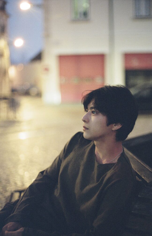 「飛び立つ鳥、変化の先へ」佐藤勝利(timelesz)が見せる“次の10年”への決意