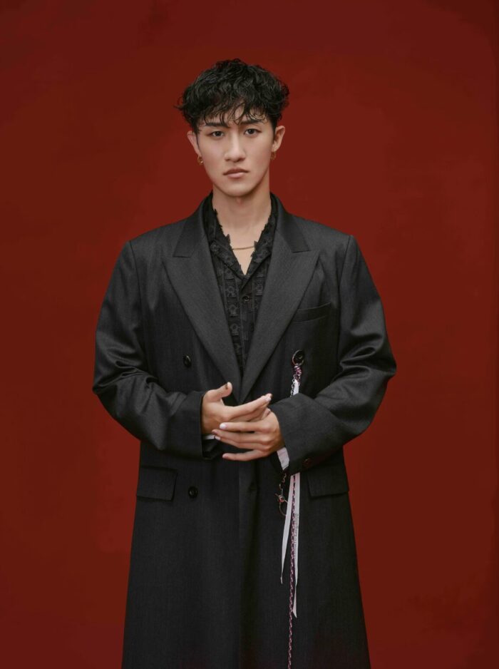 岩本照がいま舞台で挑む理由とは？Snow Man随一の肉体派が“物語を生きる俳優”になるまで