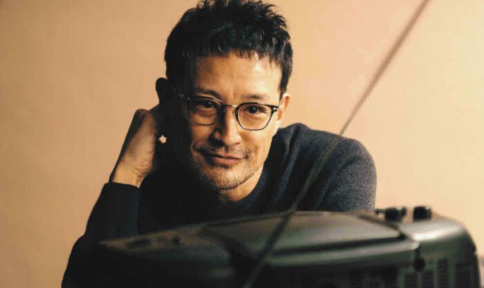 松岡昌宏、止まらない挑戦の現在形。芝居・ラジオ・人生をつなぐもの