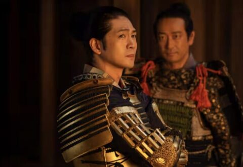 静かな視線の奥で何を企んでいるのか――松下洸平という俳優が今、最も面白い理由