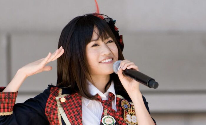 “絶対的センター”から表現者へ──前田敦子が語る20年と未来