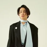 三宅健が今、ヨーロッパへ向かった理由──ソロ活動開始後に見せる現在地と4つの視点